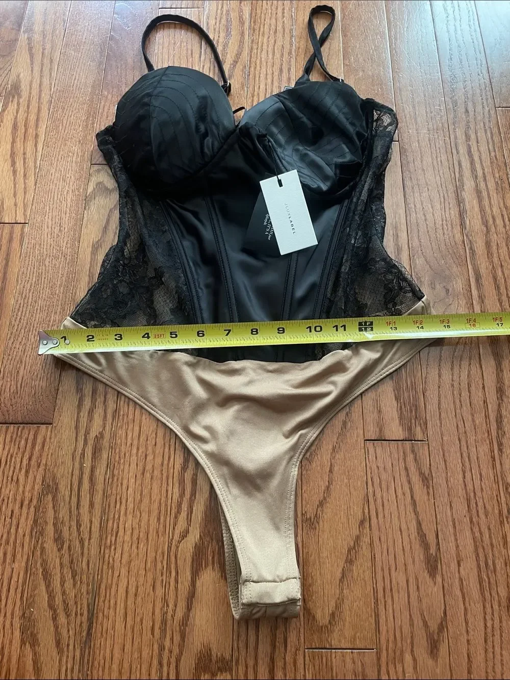 JLUXLABEL Black Nude Lace Bodysuit Sz Large NWT *Flaw*